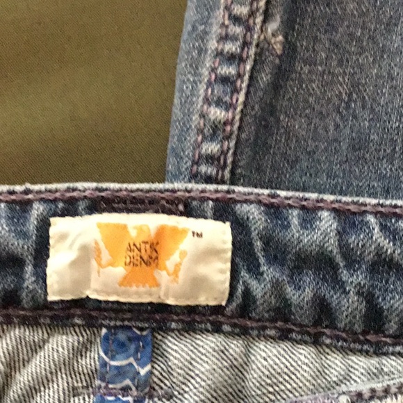 Antik Denim Embroidered Jeans 26